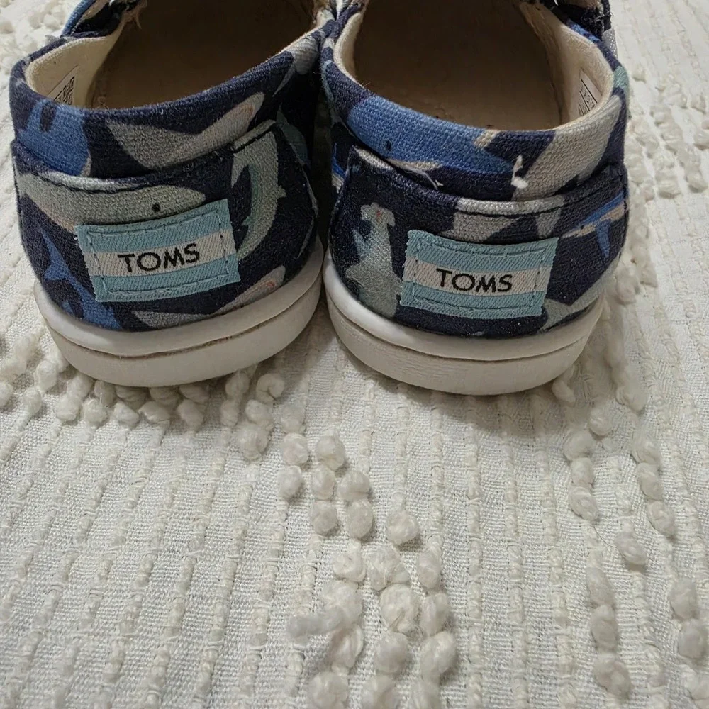 Toms Alpargata Blue Depth Sharks Slip Ons Toddler Size 7